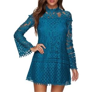 EUC Size Large Women's Elegant‎ Teal Lace Dress
